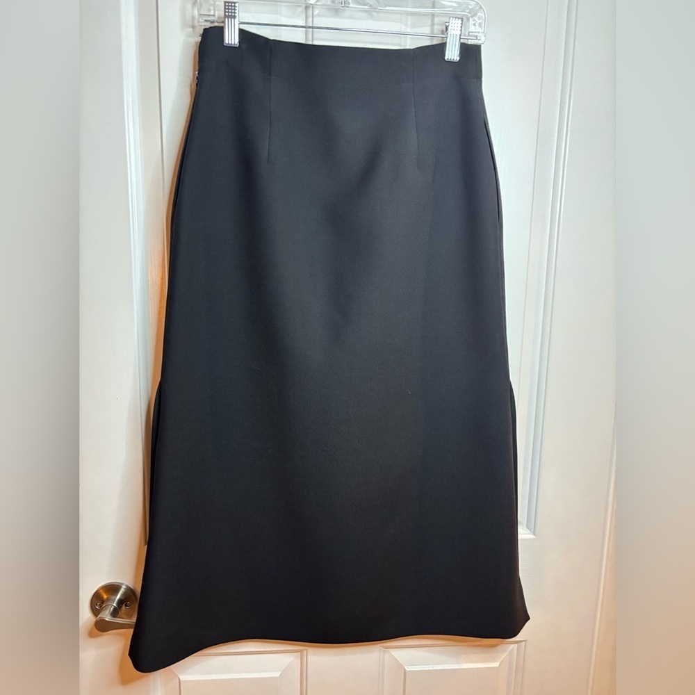 EUC Dior Classic Black A-Line Skirt with front vents size wool & silk 8 - Picture 2 of 9